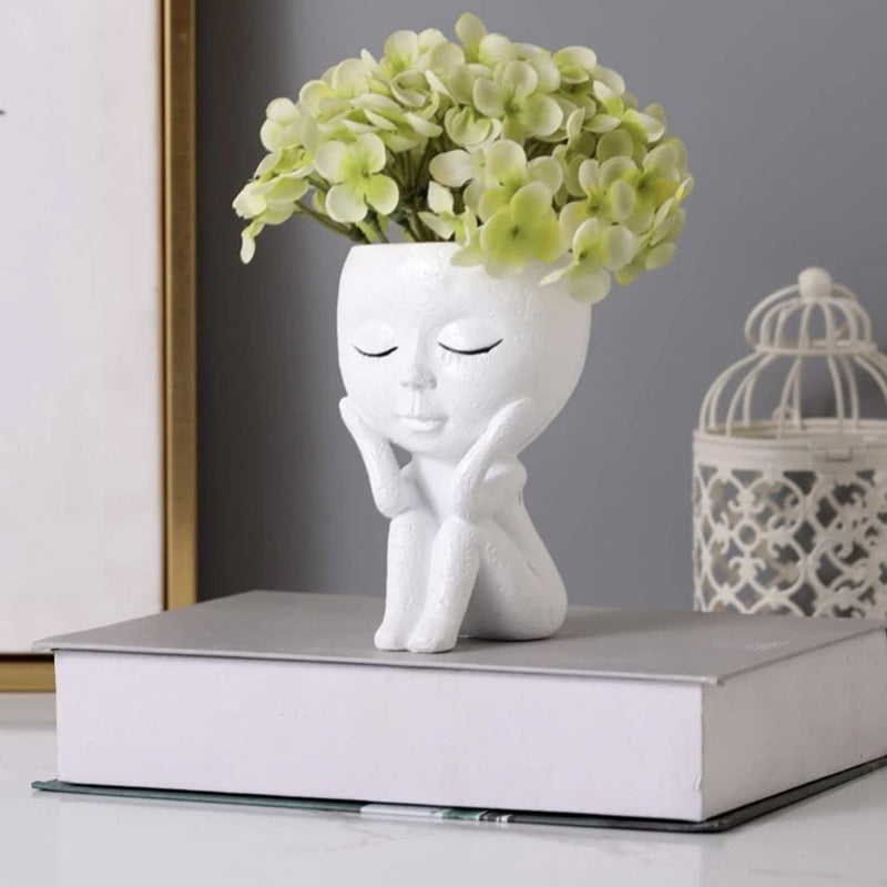 Cutie-Plantootie Planter